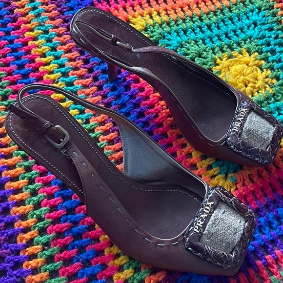 Vintage 90s Prada kitten heels ✨ - Picture 6 of 6